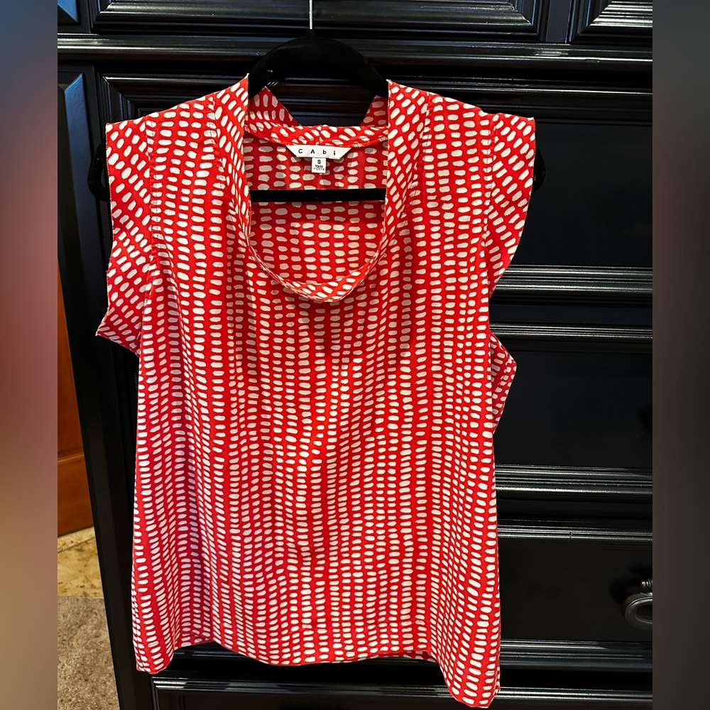 Cabi women’s blouse size small. Red/orange polka dots